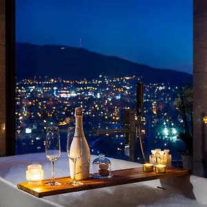 5* Ξενοδοχείο Grand Millennium