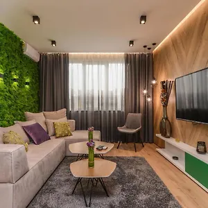 דירה Urban Eden - Lux & Style, 2-bedroom, 2-bathroom, סופיה
